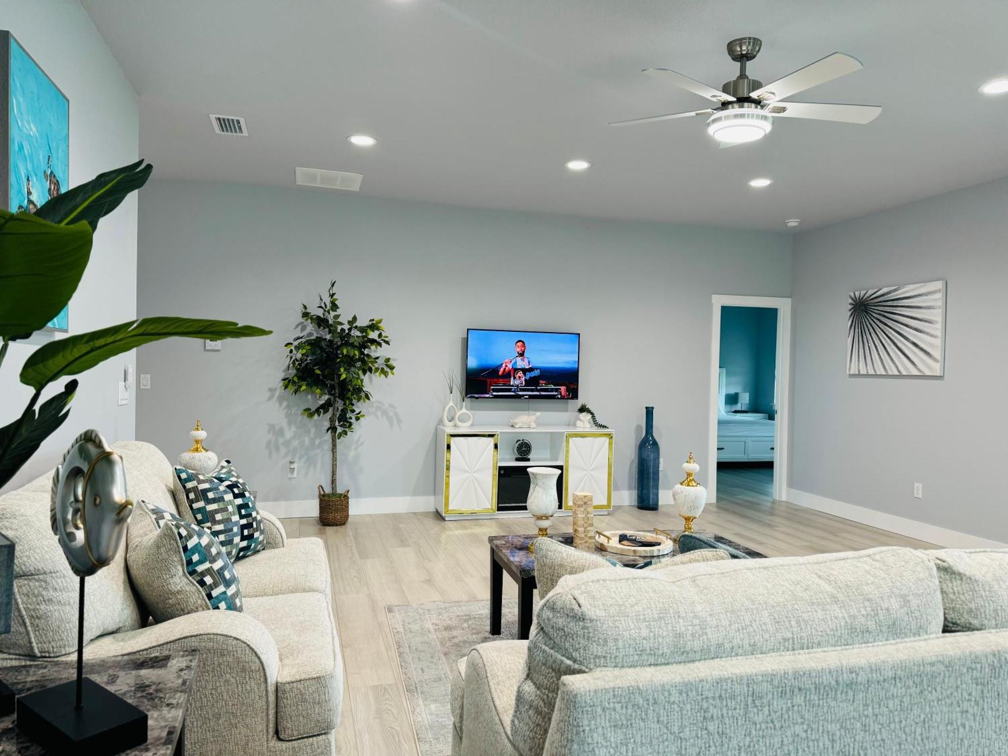 Villa Brand New Tampa Oasis With Private Jacuzzi Retreat Lutz Exterior foto